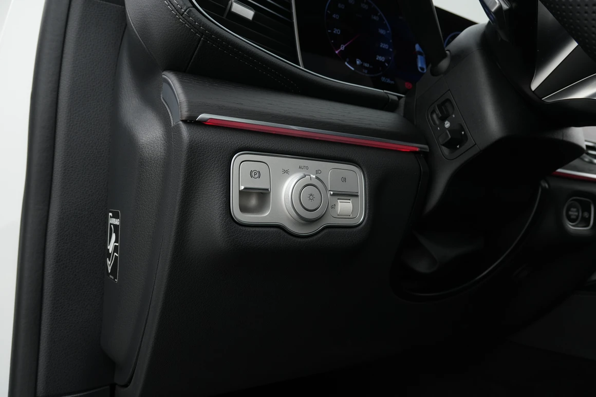Mercedes-Benz GLE-Class - Фото 36