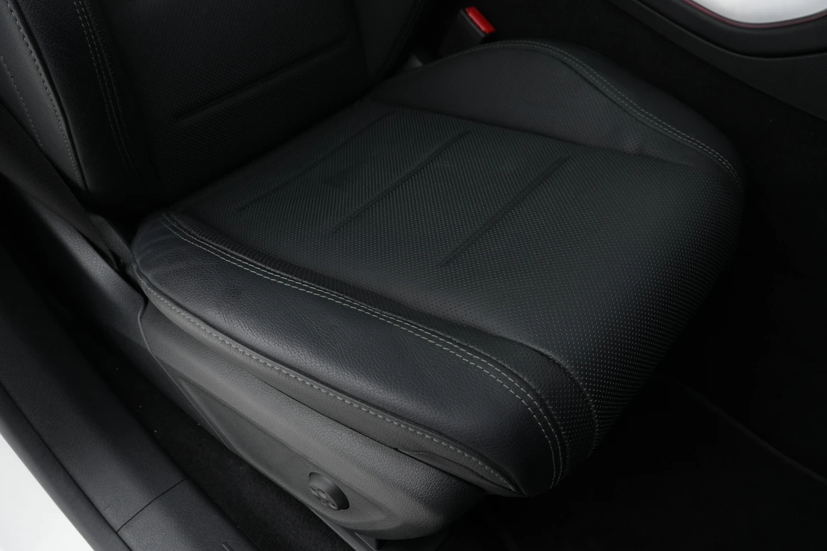 Mercedes-Benz GLE-Class - Фото 56