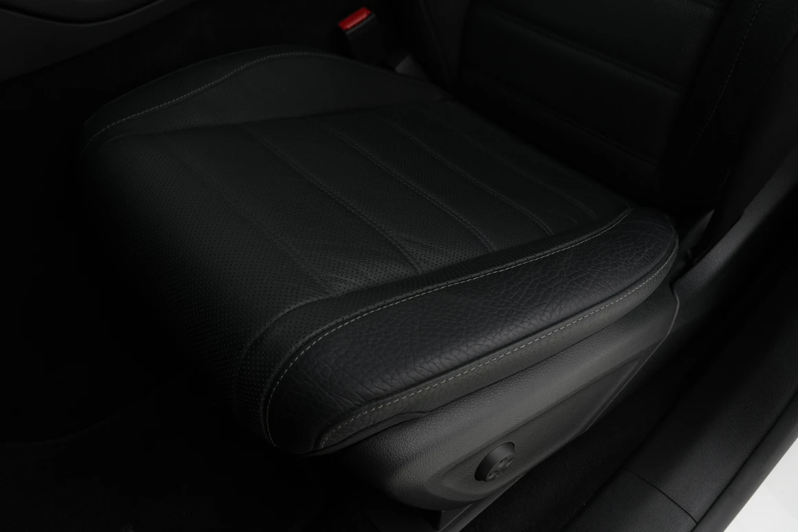 Mercedes-Benz GLE-Class - Фото 34