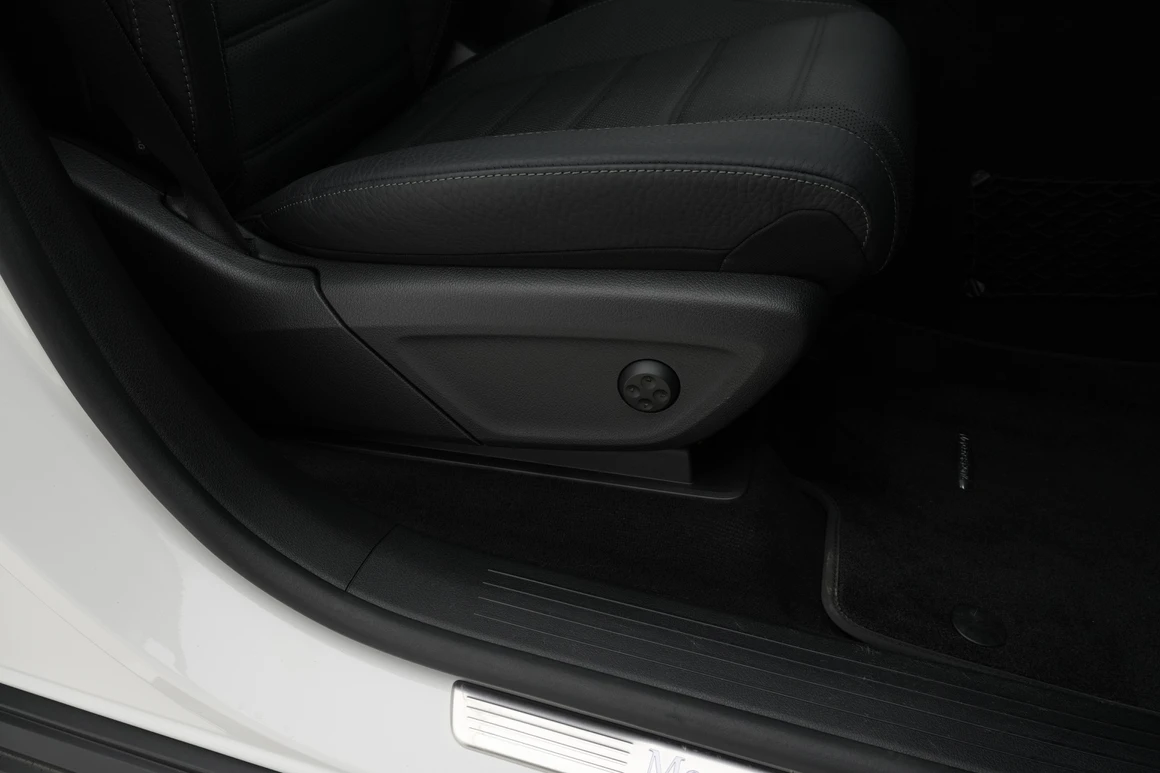 Mercedes-Benz GLE-Class - Фото 57