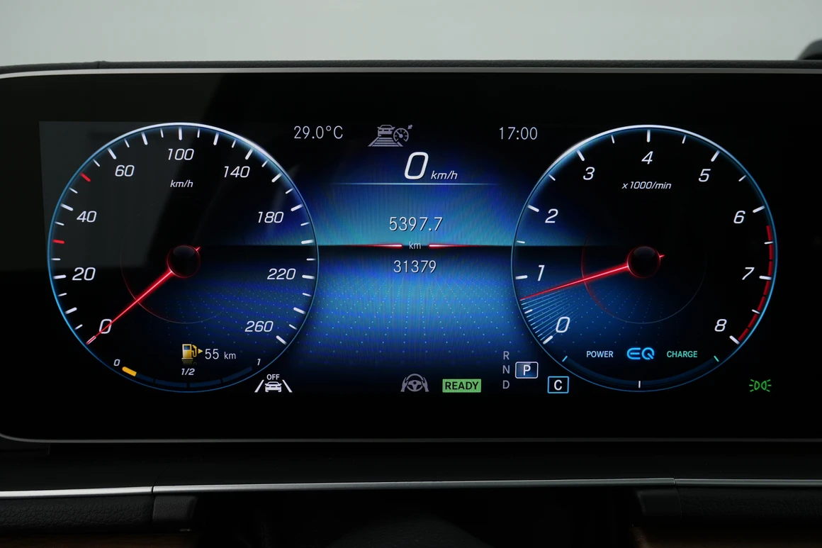 Mercedes-Benz GLE-Class - Фото 39