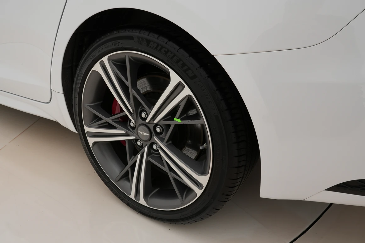 Genesis G70 - Фото 51