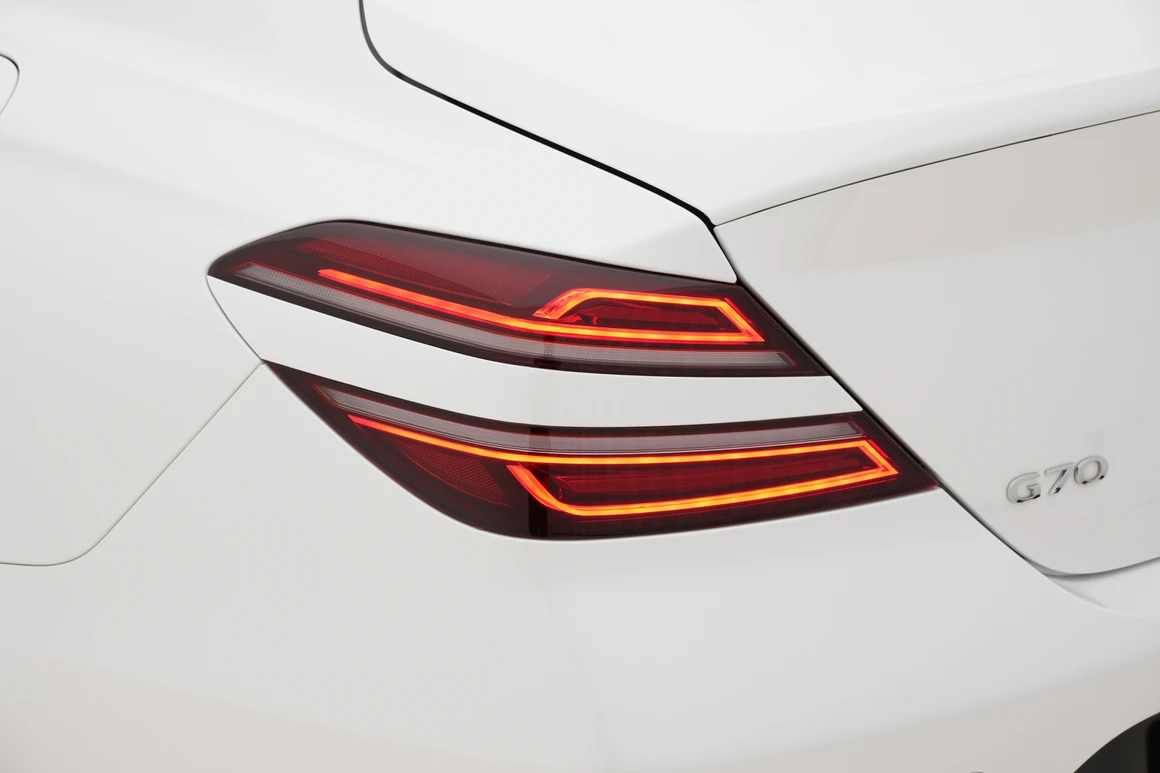 Genesis G70 - Фото 11
