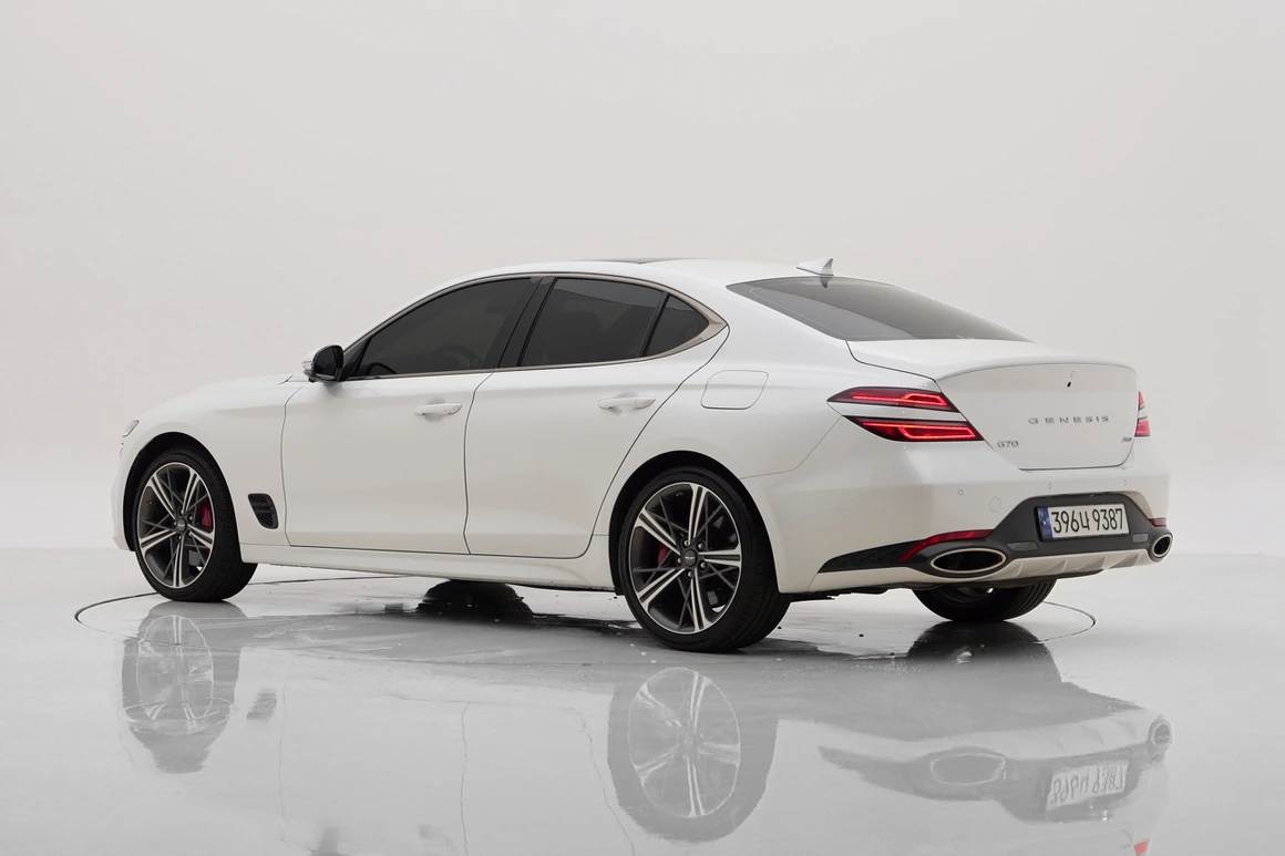 Genesis G70 - Фото 4