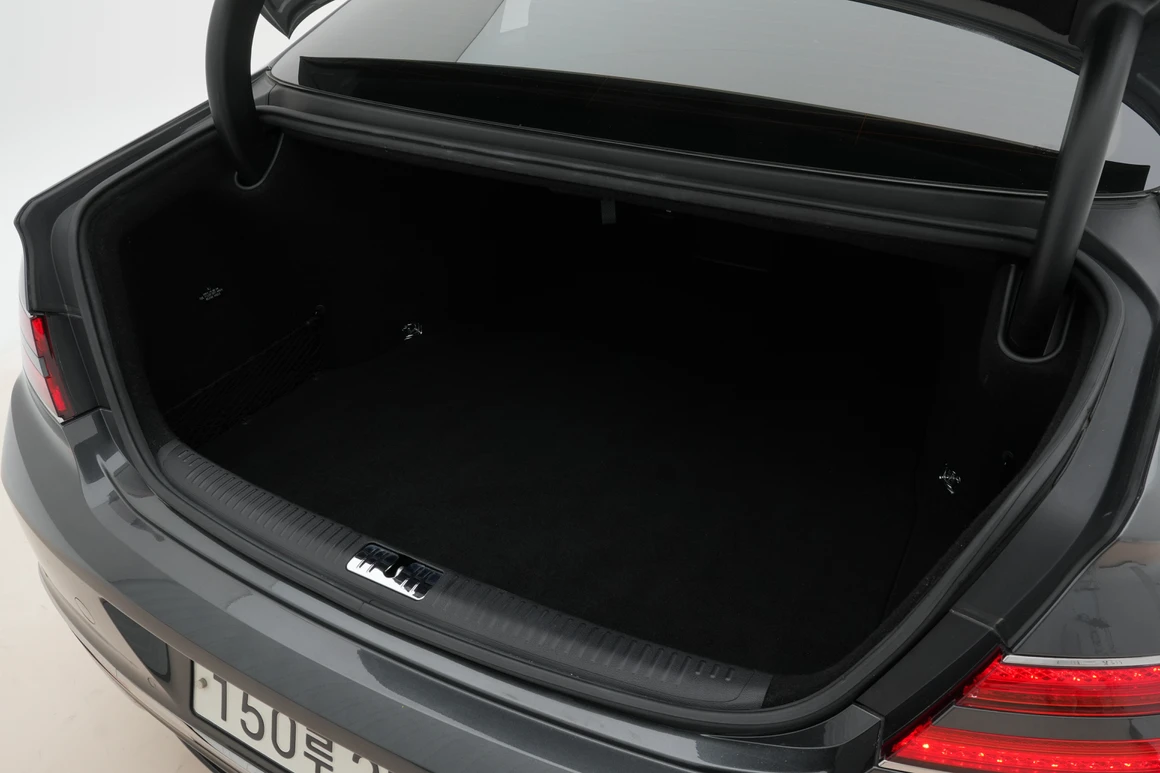 Genesis G90 - Фото 39