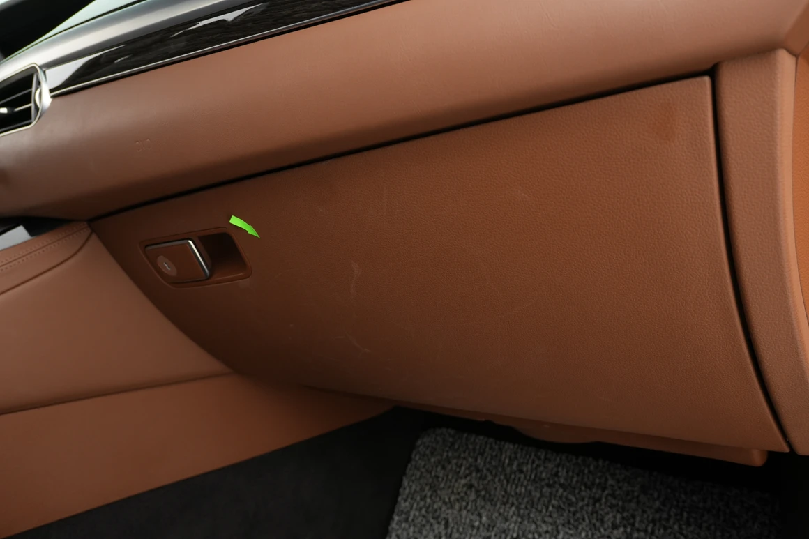 Genesis G90 - Фото 44