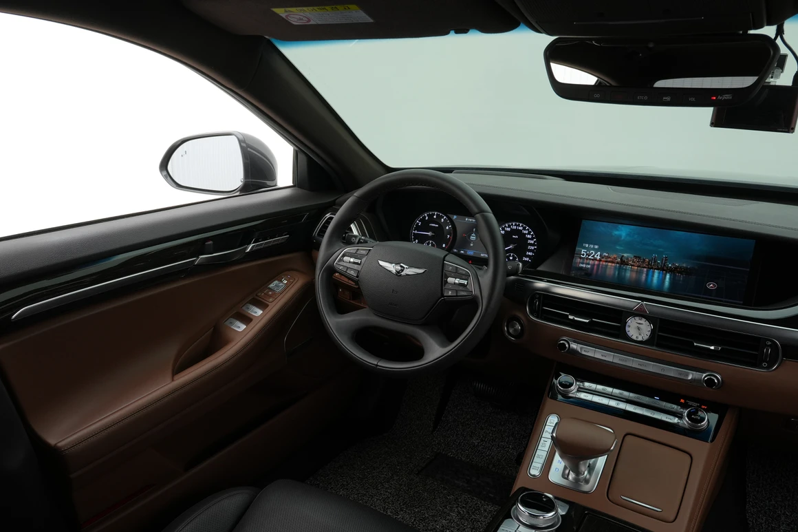 Genesis G90 - Фото 17