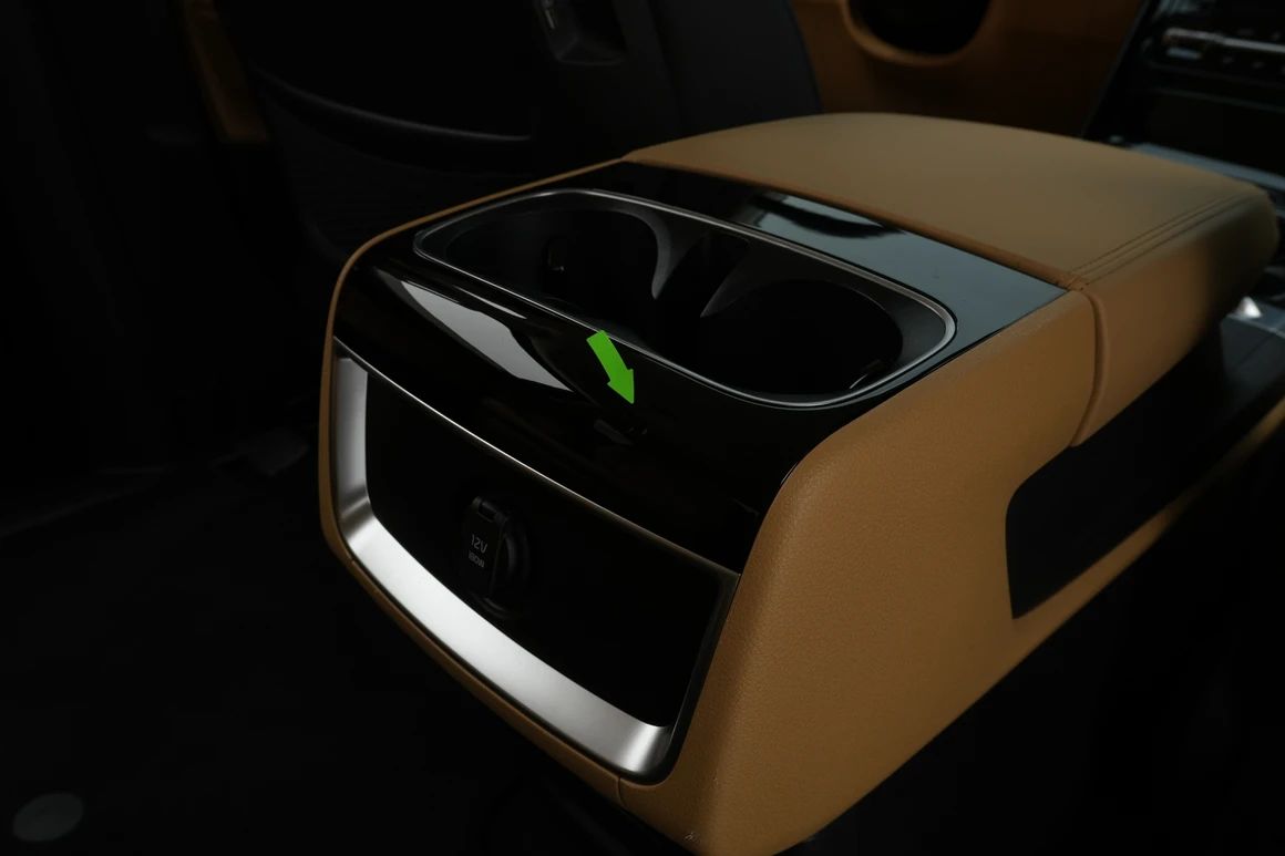 Kia Carnival - Фото 46