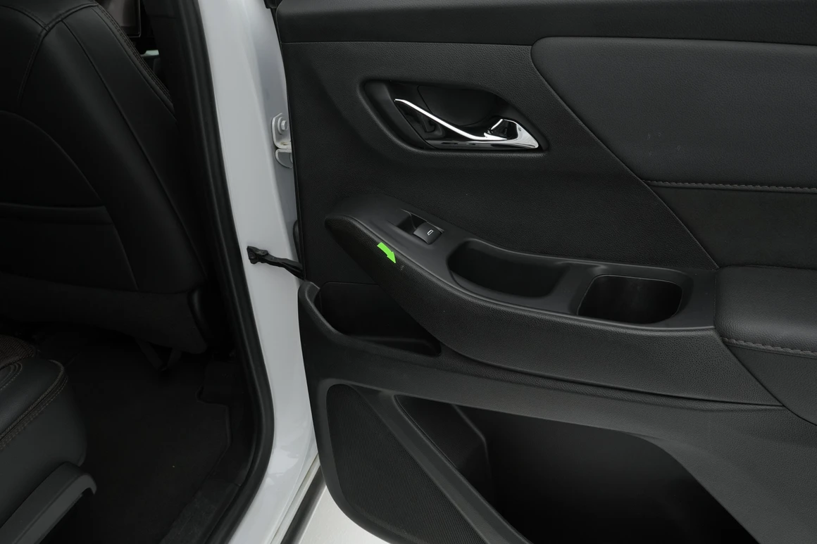 Chevrolet Traverse - Фото 33