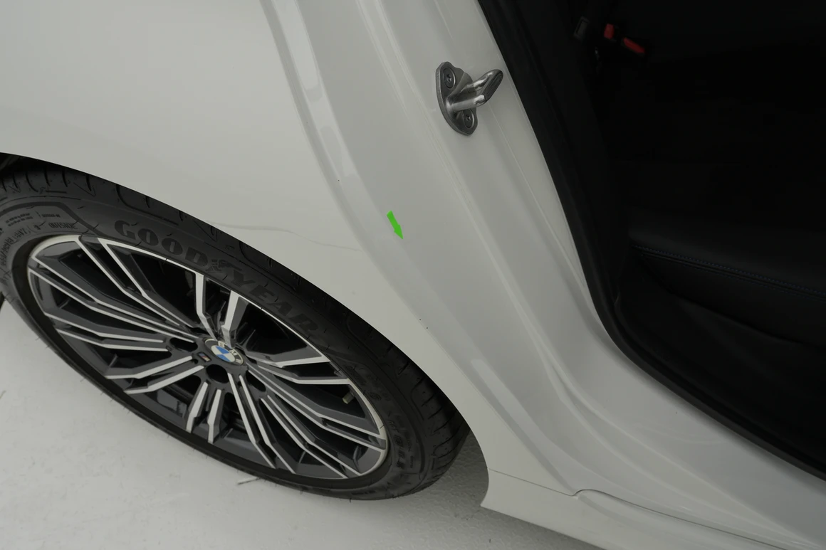 BMW 3-Series - Фото 30