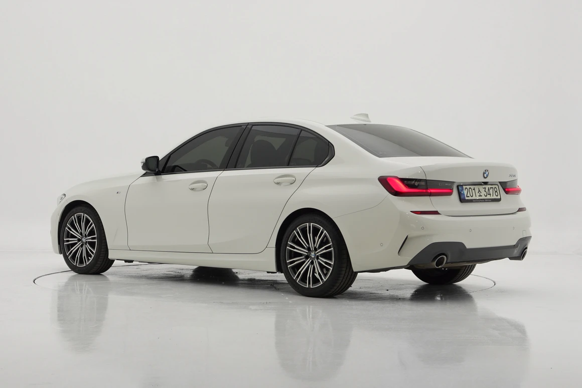 BMW 3-Series - Фото 4