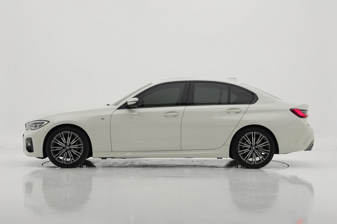 BMW 3-Series - Фото 3