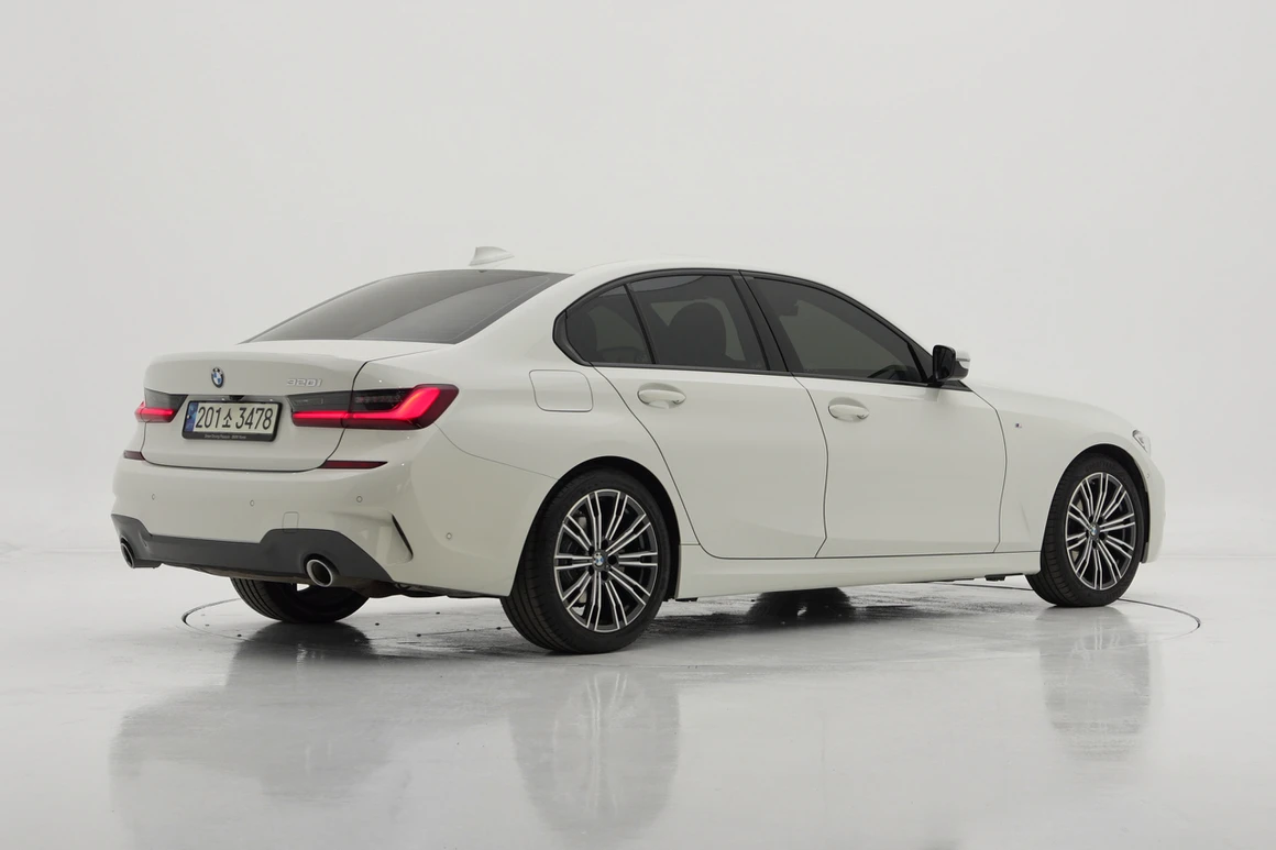 BMW 3-Series - Фото 6