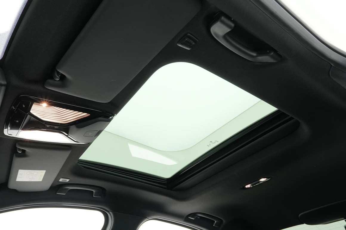 BMW 3-Series - Фото 16