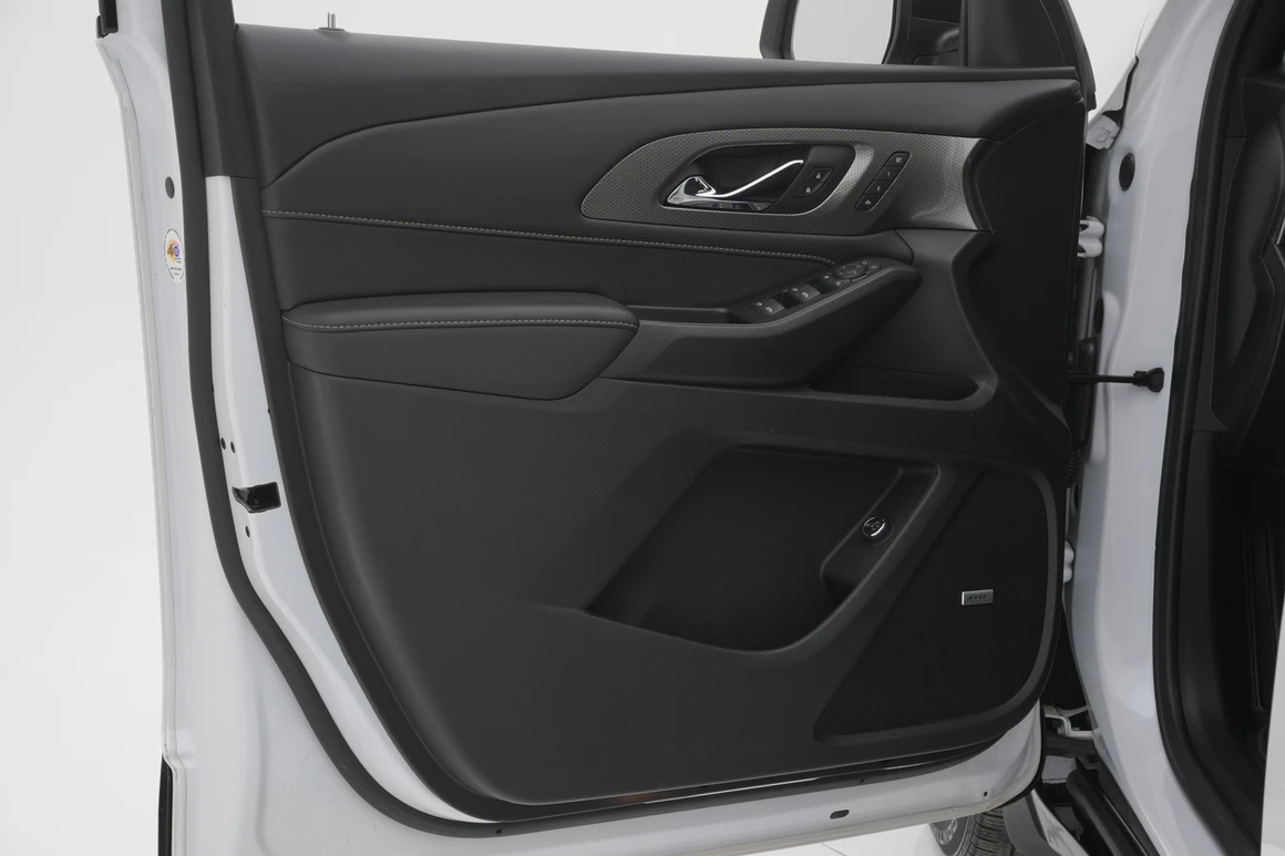 Chevrolet Traverse - Фото 18