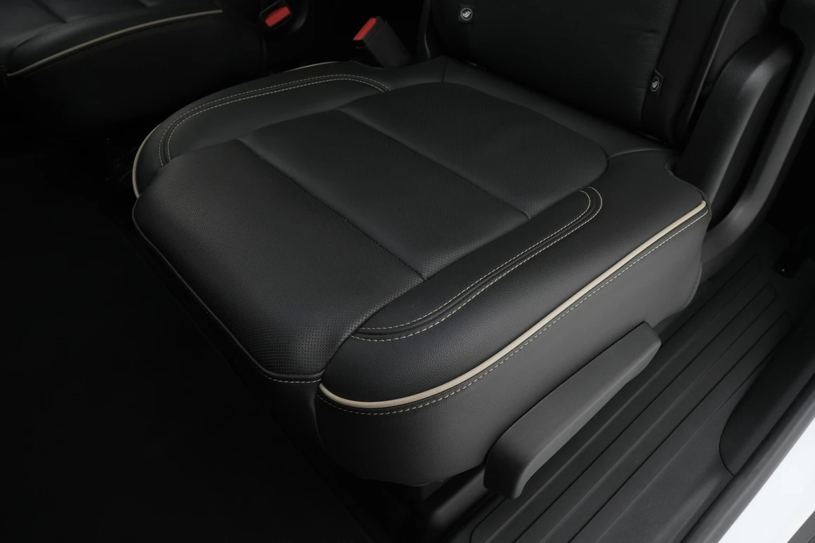Chevrolet Traverse - Фото 30