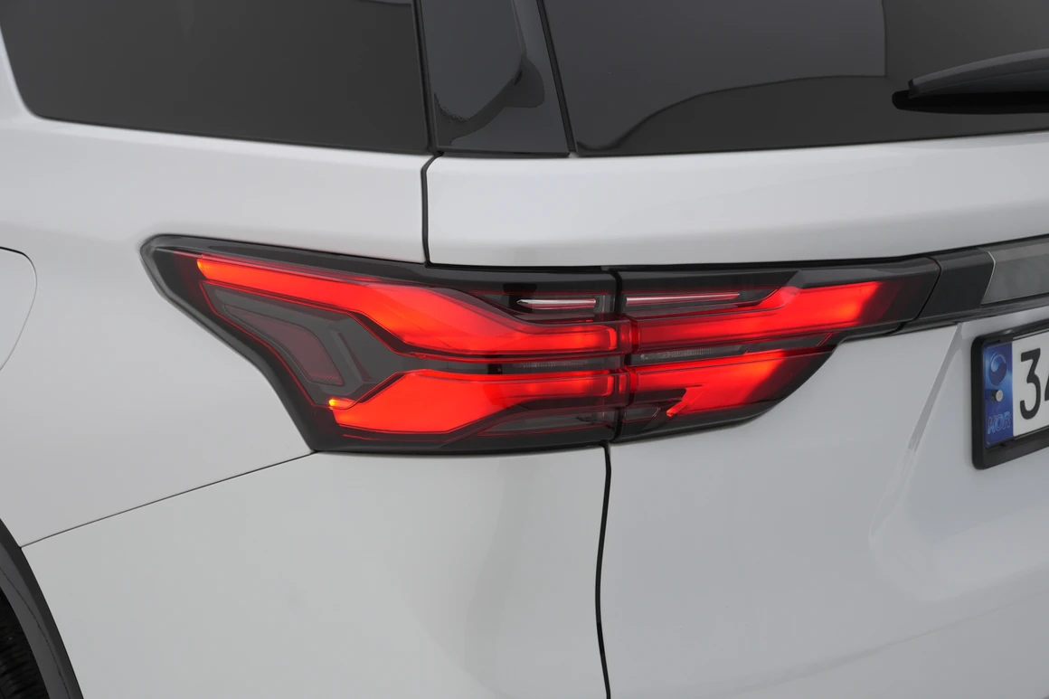 Chevrolet Traverse - Фото 11