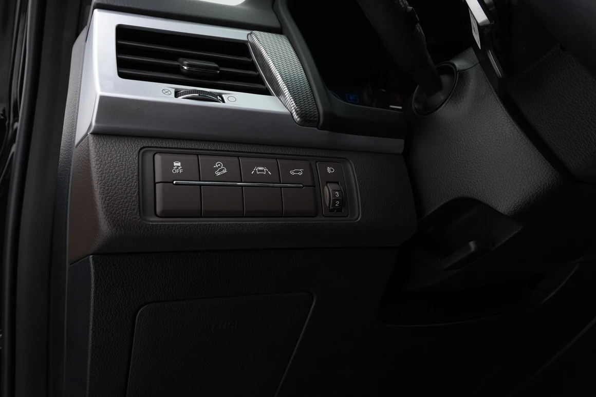 KG Mobility (Ssangyong) Rexton - Фото 23