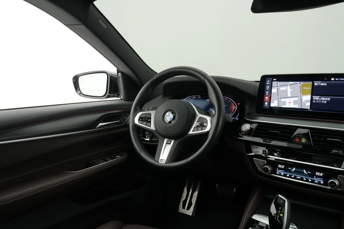 BMW Gran Turismo - Фото 16