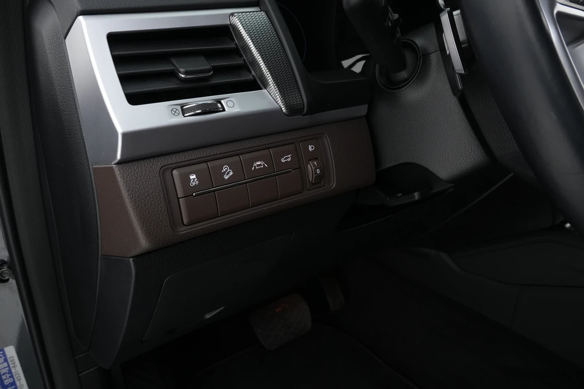 KG Mobility (Ssangyong) Rexton - Фото 24