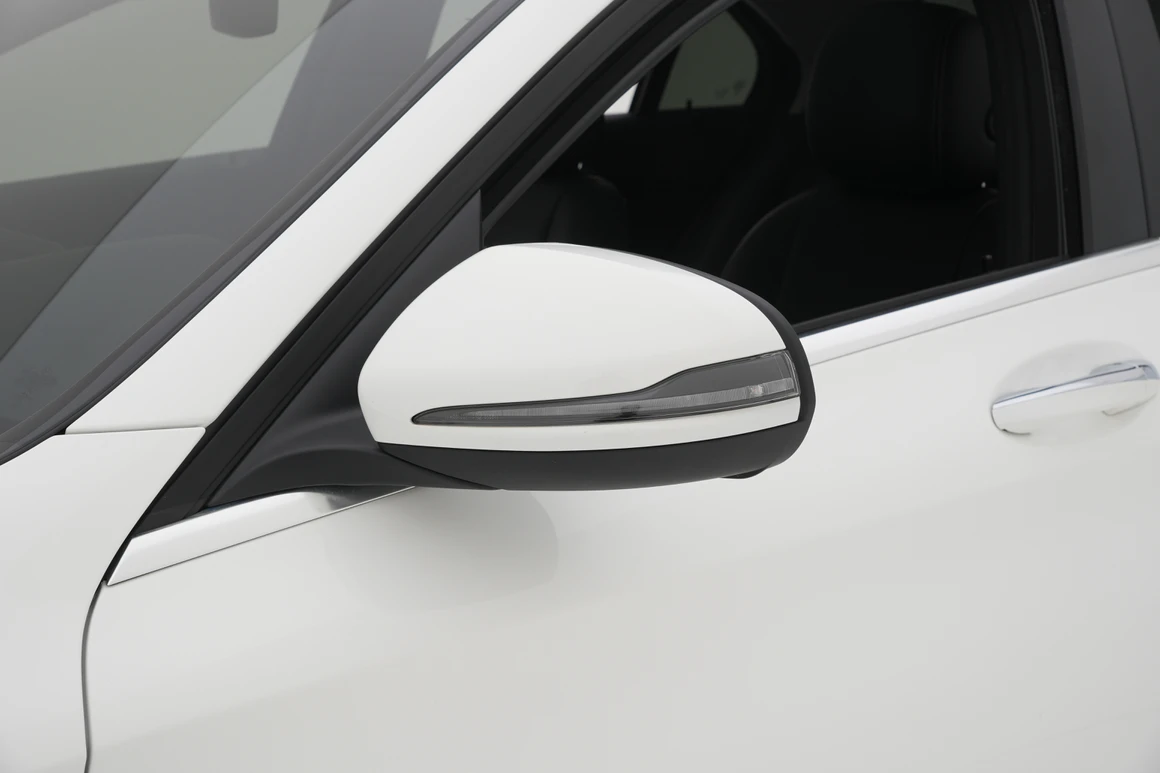 Mercedes-Benz C-Class - Фото 10