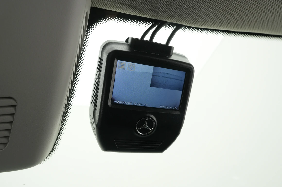 Mercedes-Benz C-Class - Фото 36