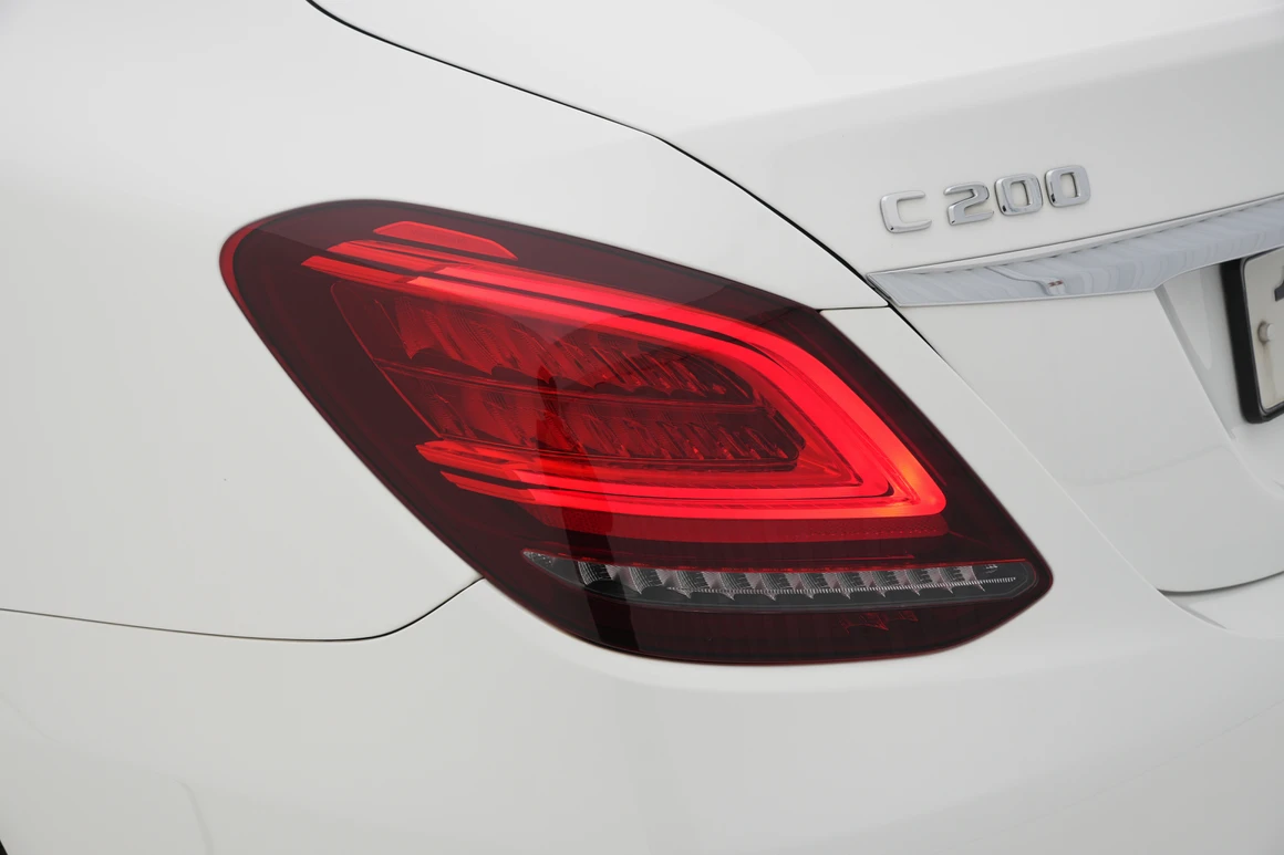 Mercedes-Benz C-Class - Фото 11