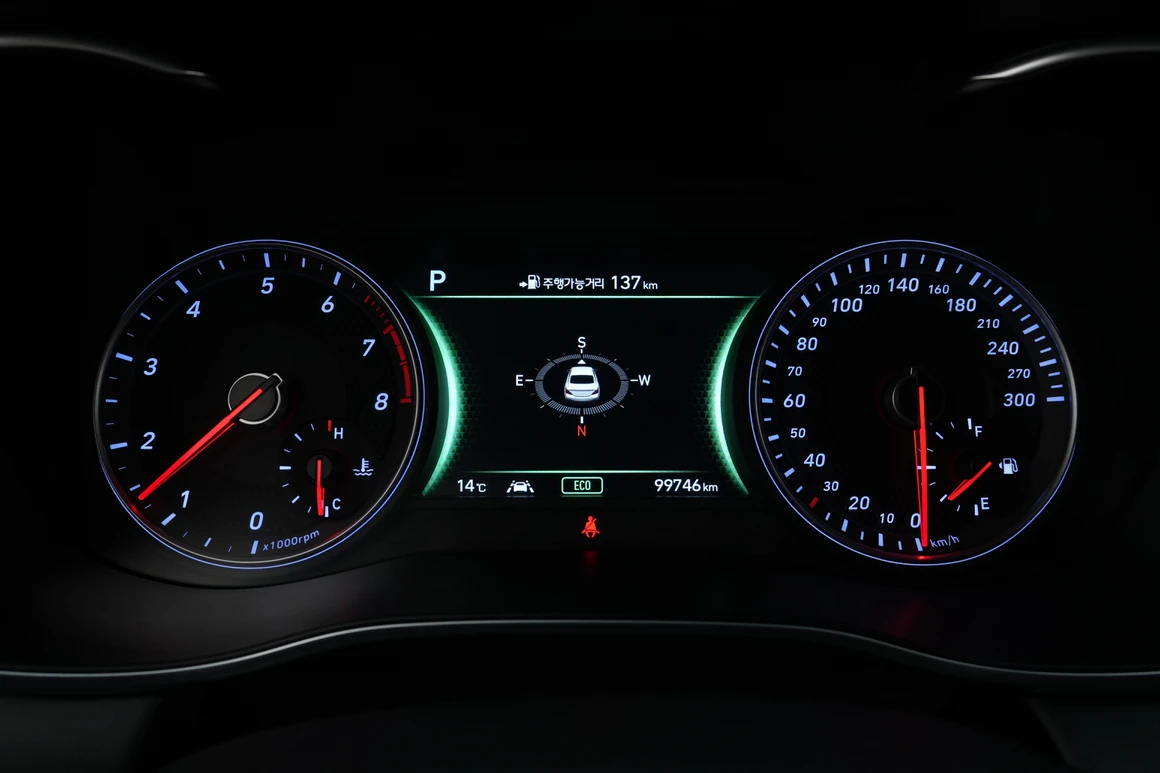 Genesis G70 - Фото 25