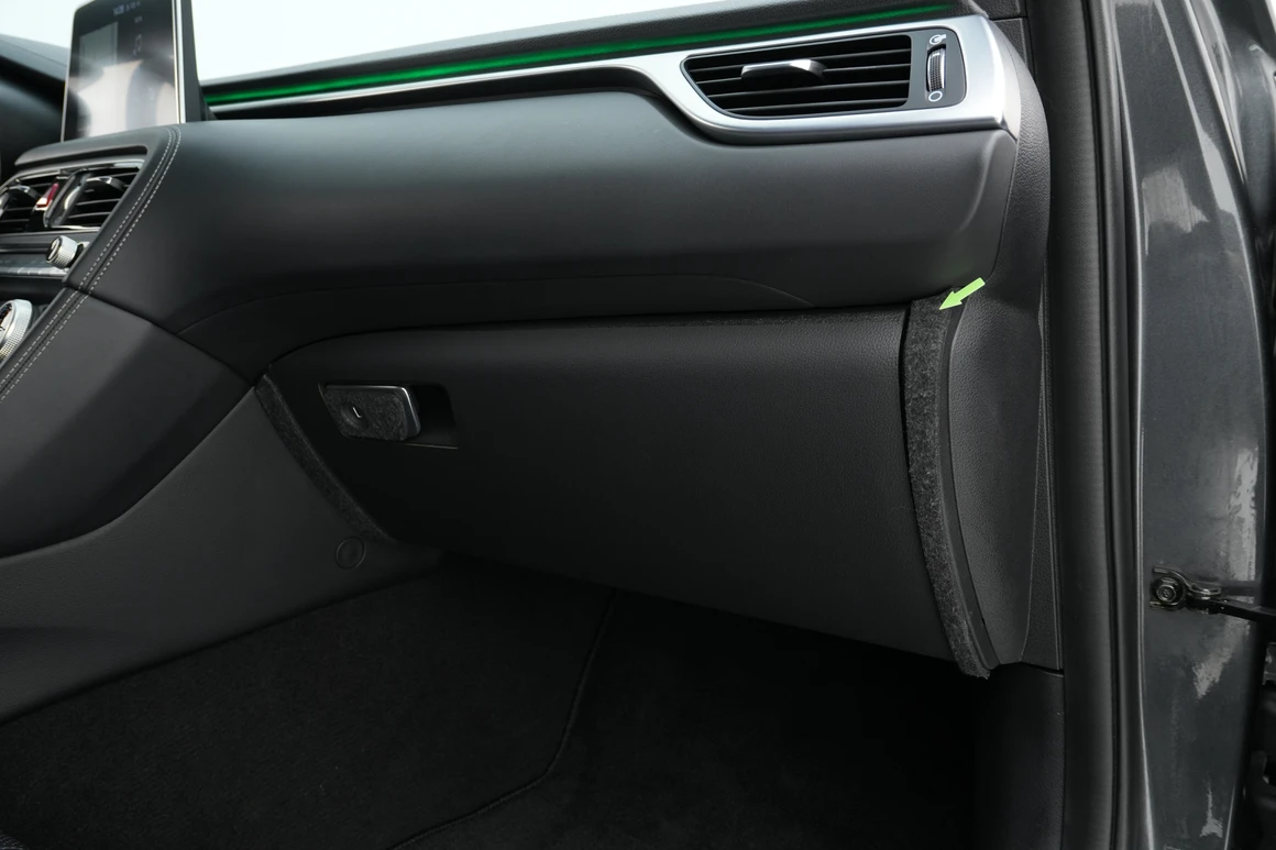 Genesis G70 - Фото 46