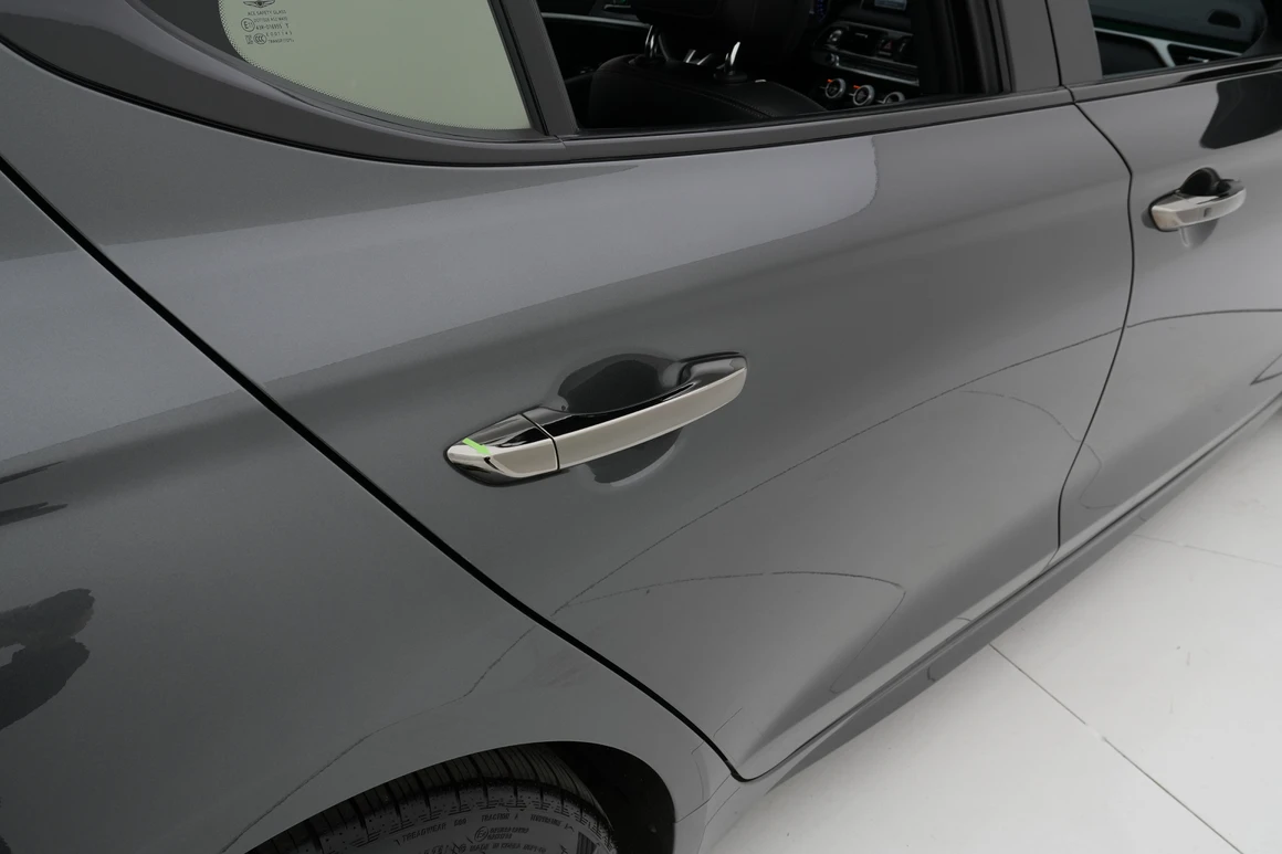 Genesis G70 - Фото 47