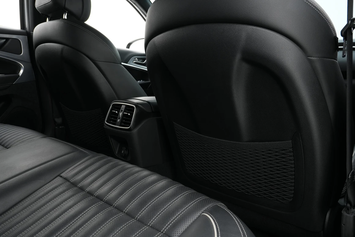 Genesis G70 - Фото 33