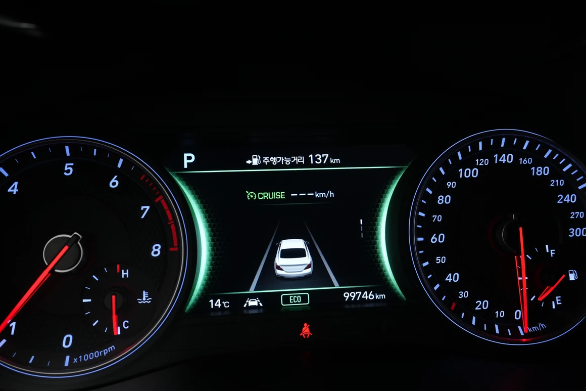 Genesis G70 - Фото 26