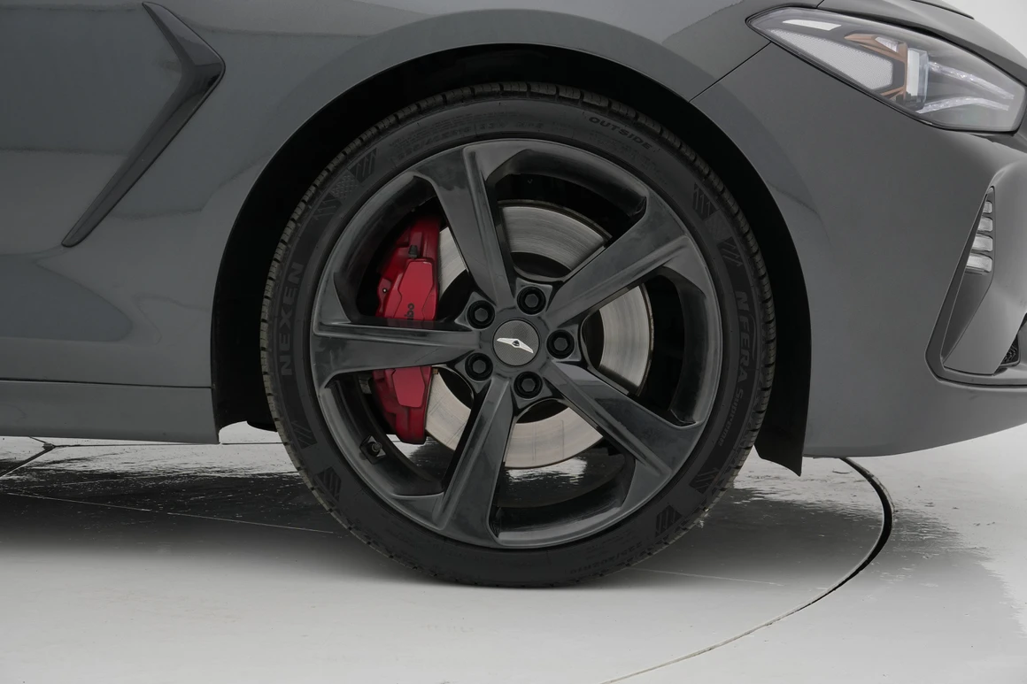 Genesis G70 - Фото 16