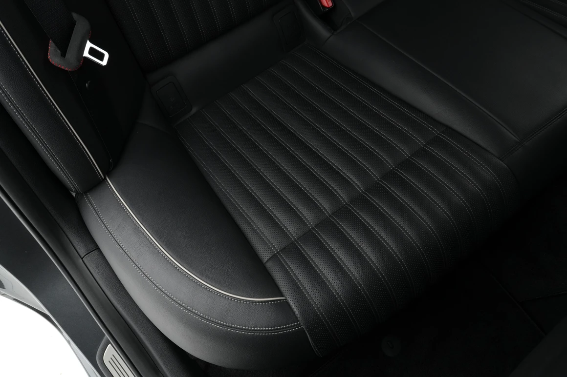 Genesis G70 - Фото 30