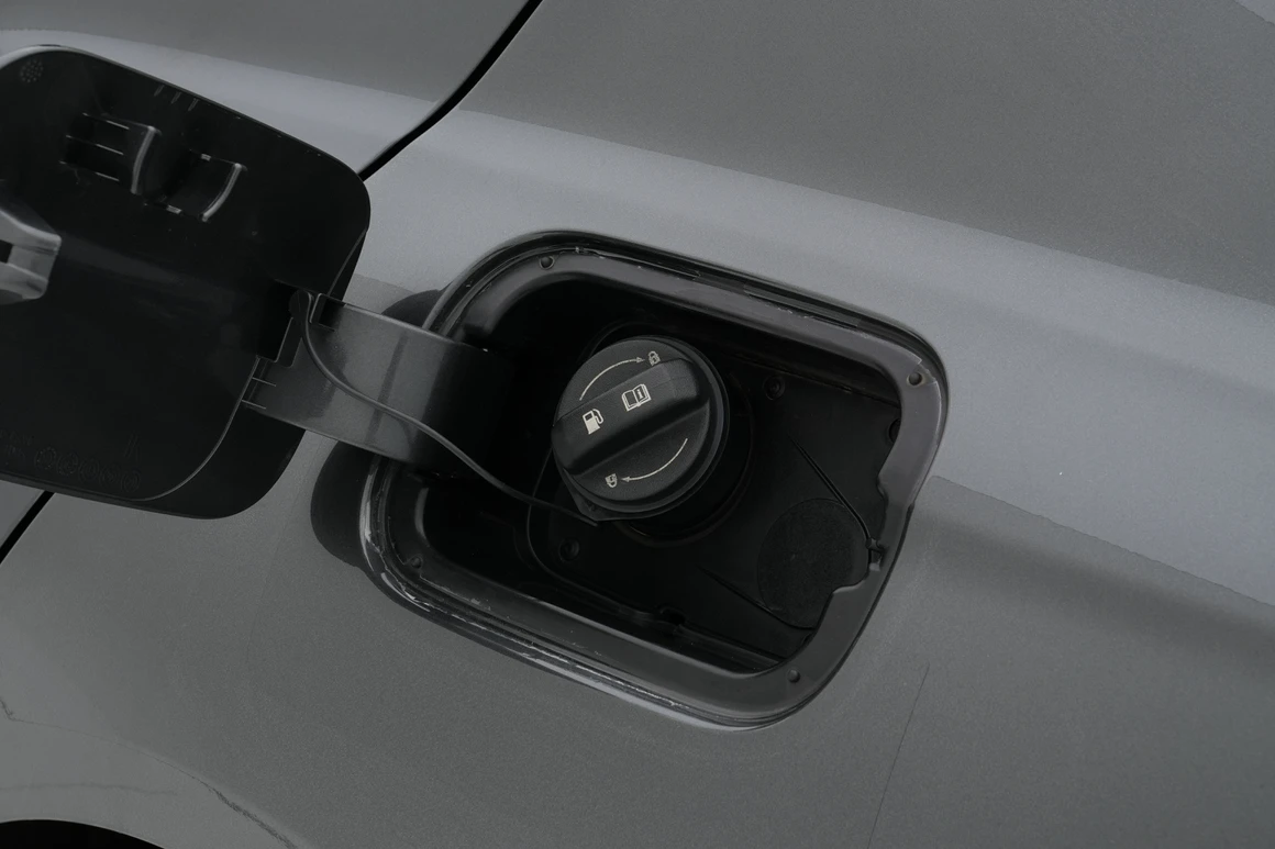 Genesis G70 - Фото 12