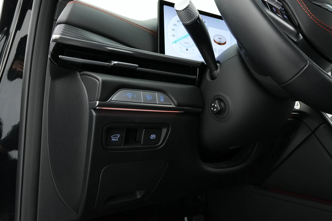 Genesis GV80 - Фото 24