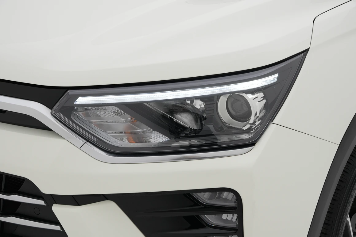 KG Mobility (Ssangyong) Korando - Фото 9