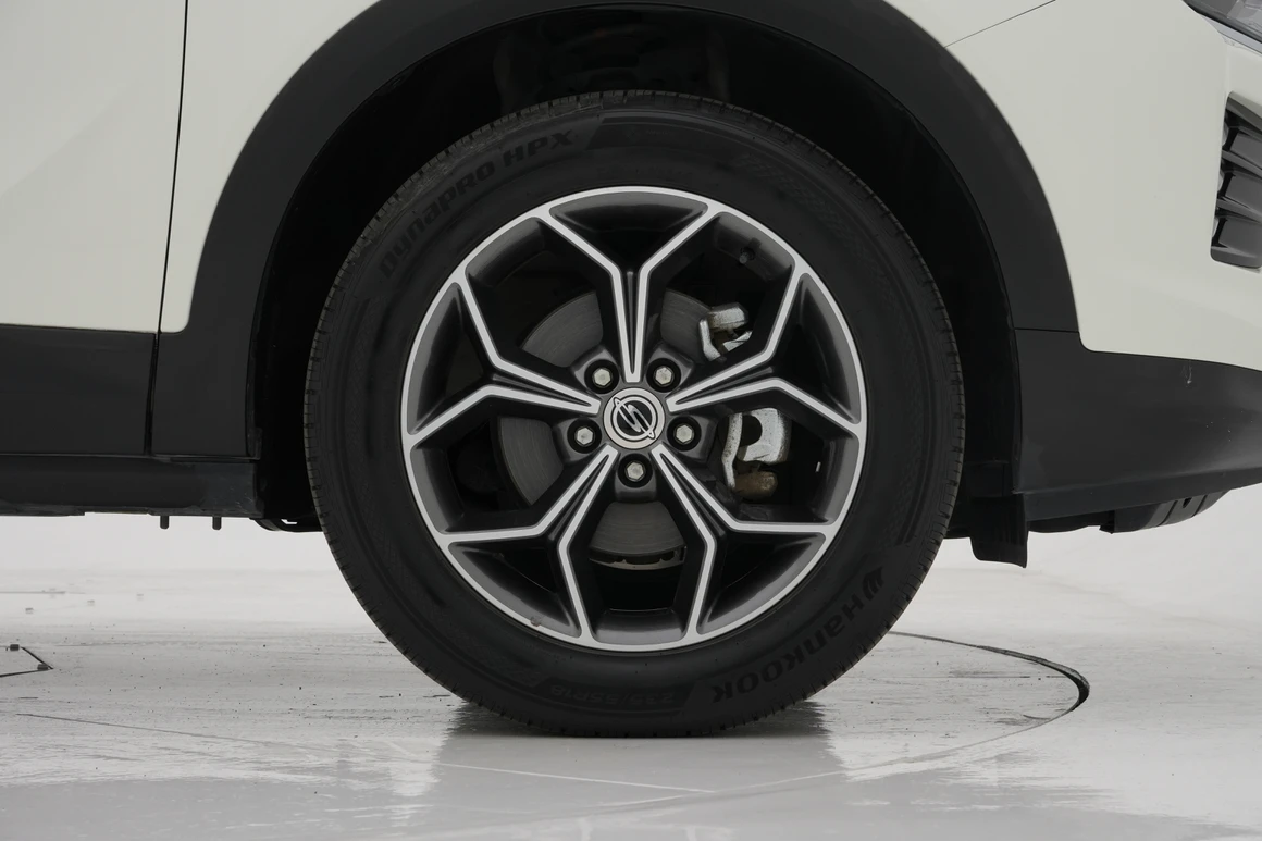 KG Mobility (Ssangyong) Korando - Фото 16