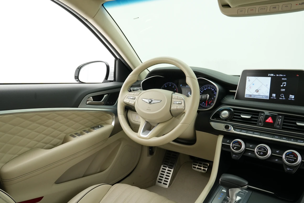 Genesis G70 - Фото 17