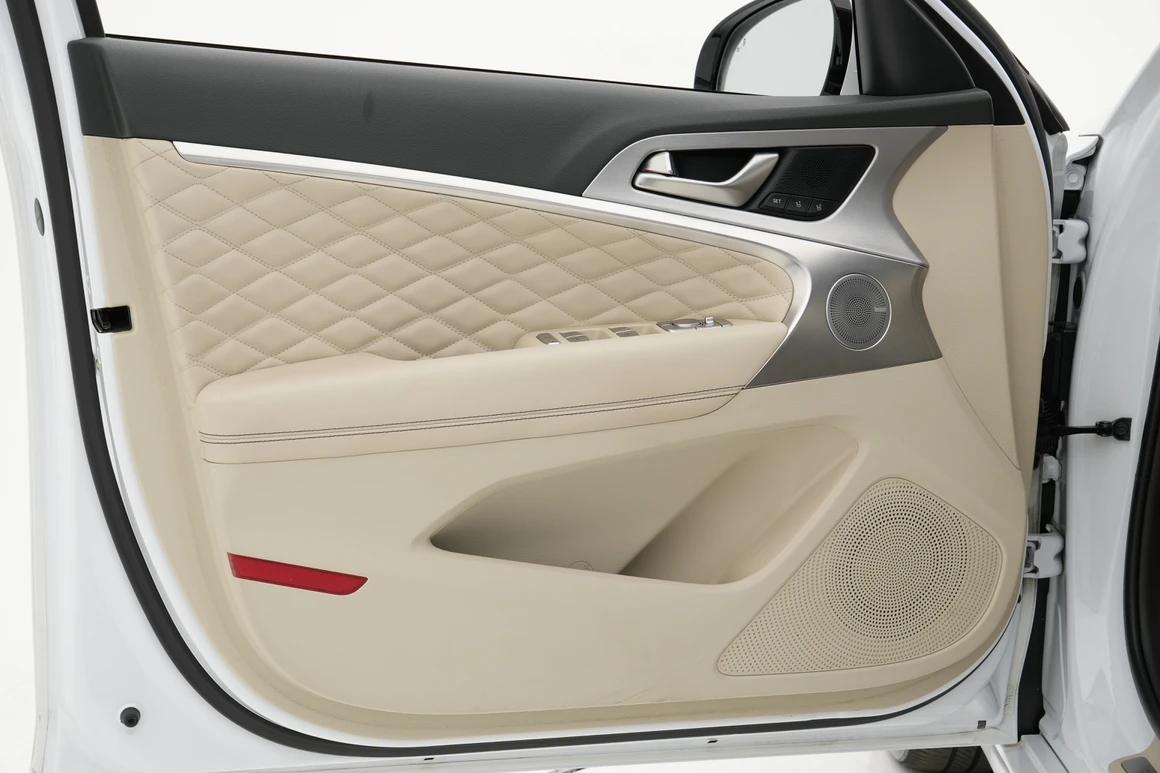 Genesis G70 - Фото 19