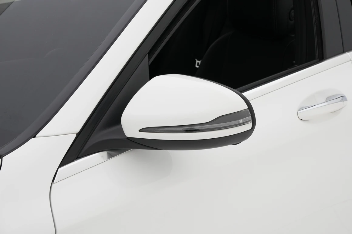 Mercedes-Benz C-Class - Фото 10