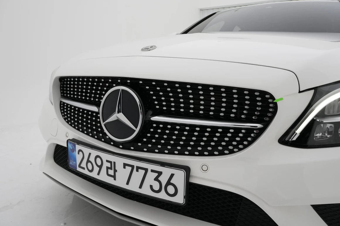 Mercedes-Benz C-Class - Фото 39