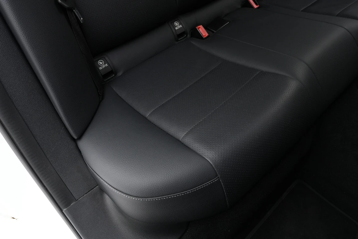 Mercedes-Benz C-Class - Фото 30