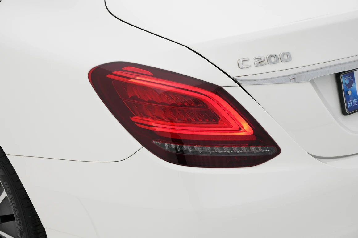 Mercedes-Benz C-Class - Фото 11