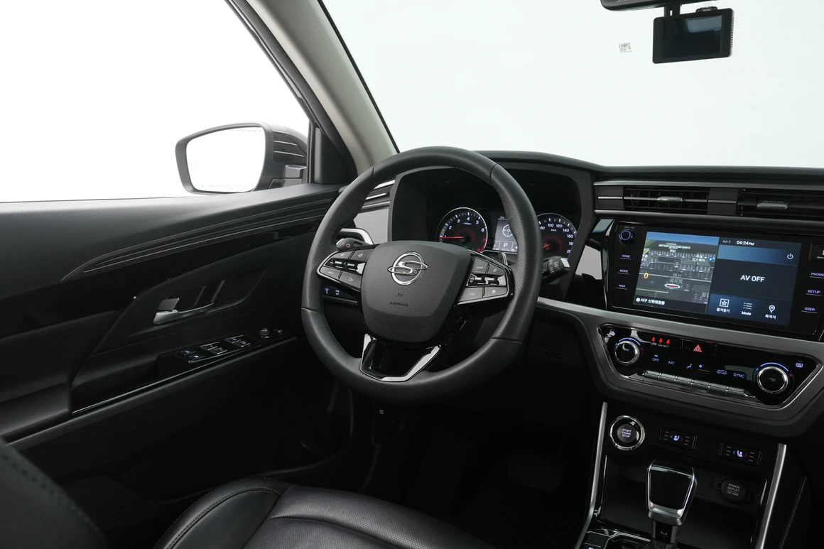 KG Mobility (Ssangyong) Korando - Фото 17