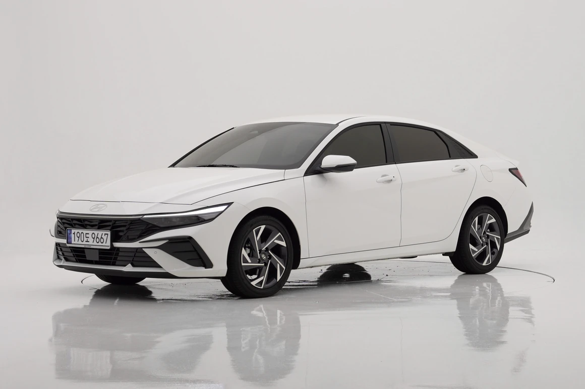 Hyundai Avante - Фото 2