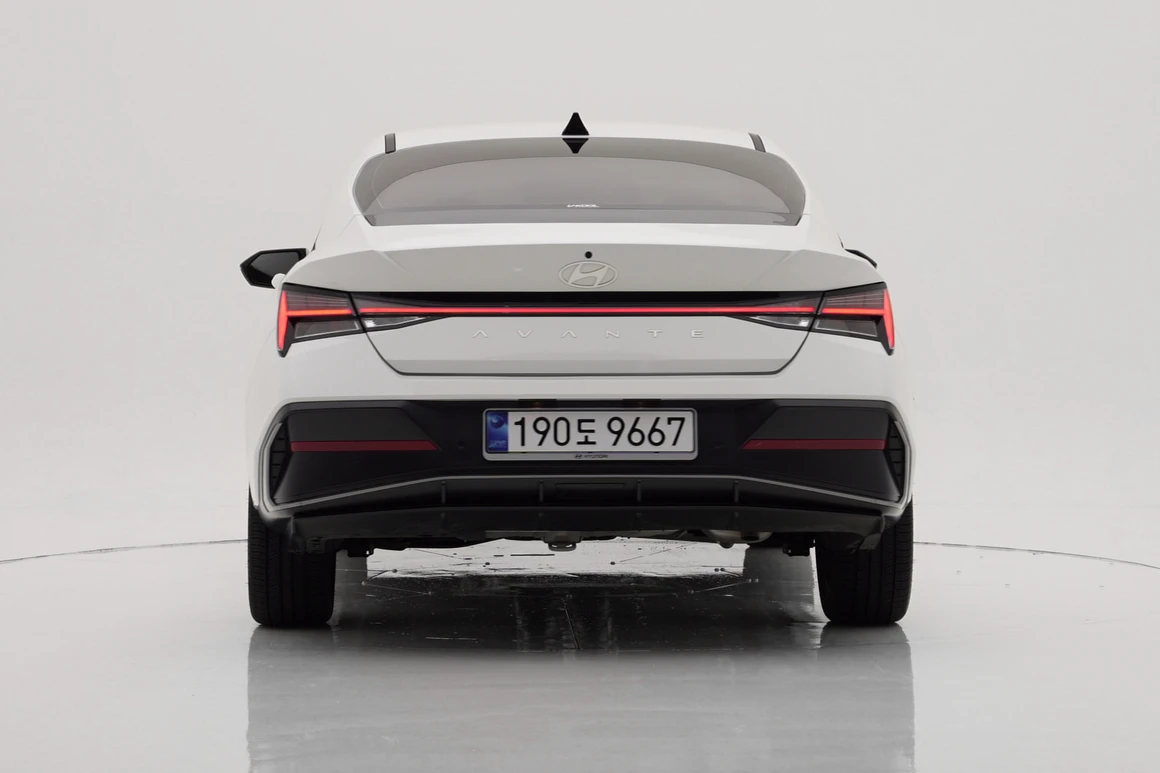 Hyundai Avante - Фото 5