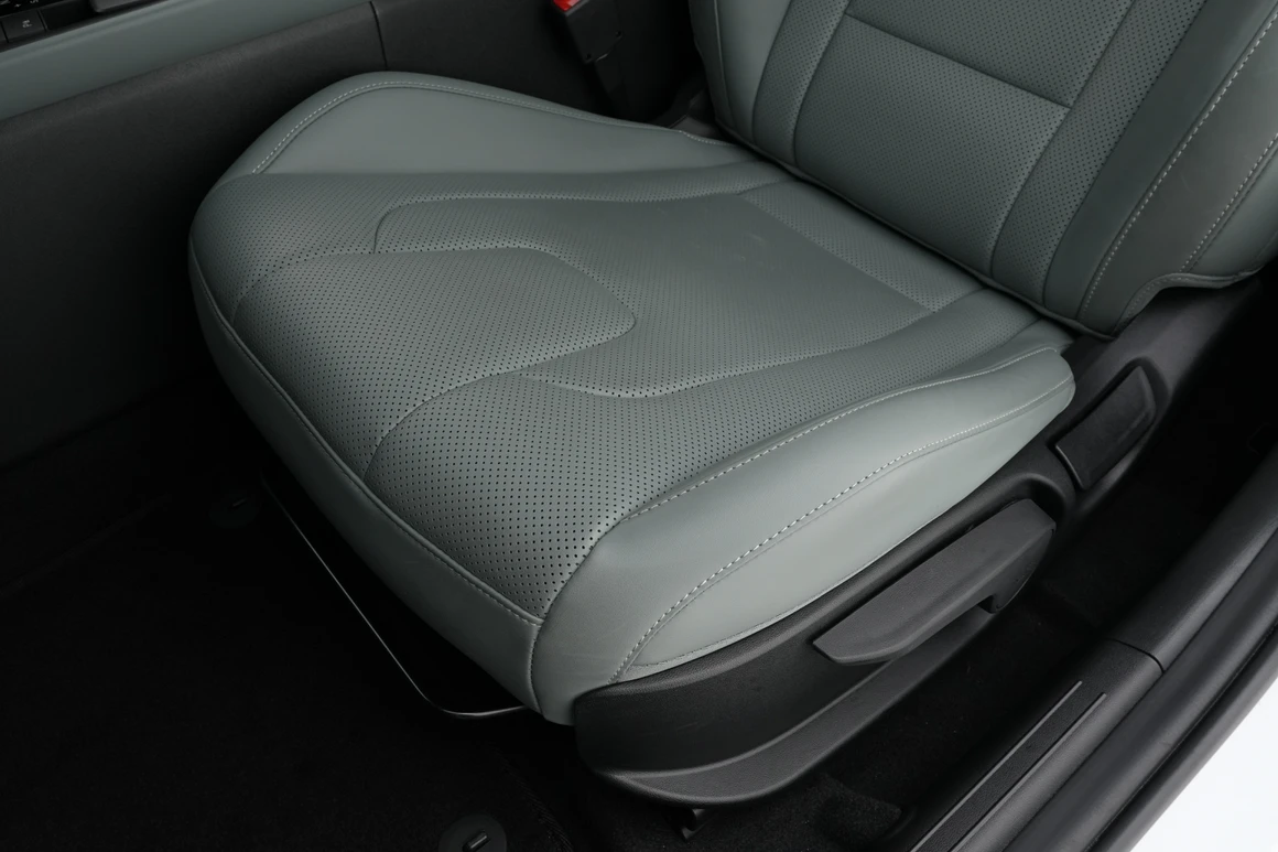 Hyundai Avante - Фото 23