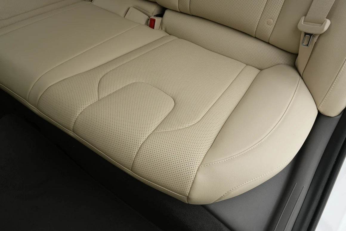 Hyundai Avante - Фото 31