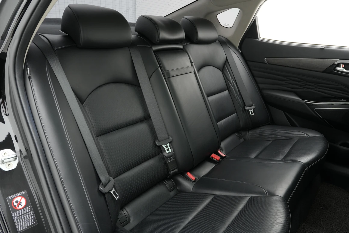 Kia K7 - Фото 29